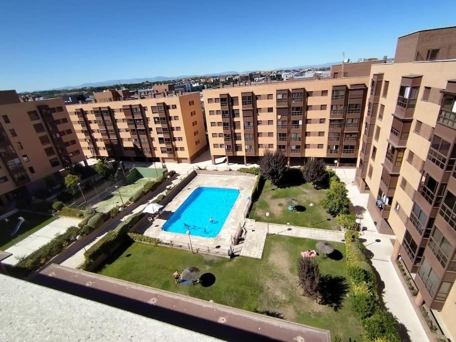 Apartamento Madrid Wanda Aeropuerto Ifema Plenilunio Exterior foto